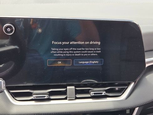 New 2026 Chevrolet Equinox LT FWD image 20