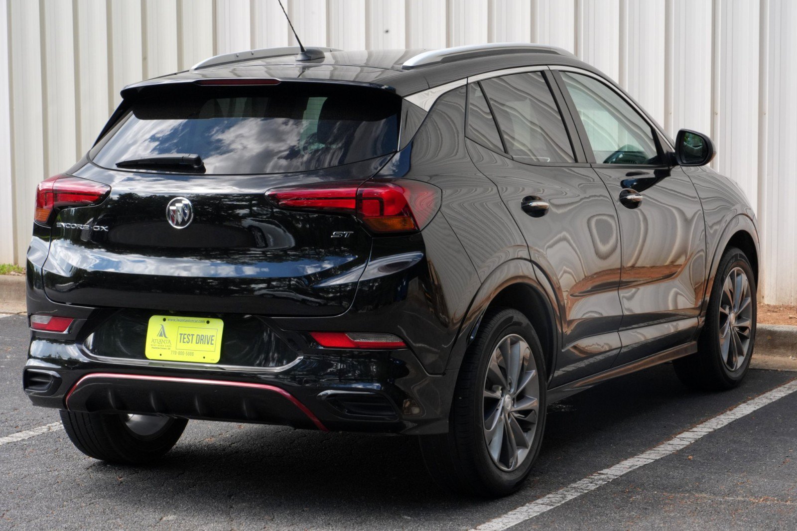 Used 2022 Buick Encore GX Select w/ Sport Touring Package FWD image 46