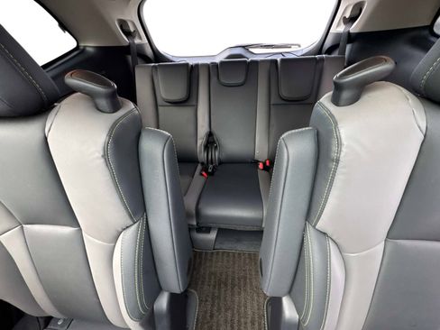 Used 2023 Subaru Ascent Onyx Edition Limited image 16