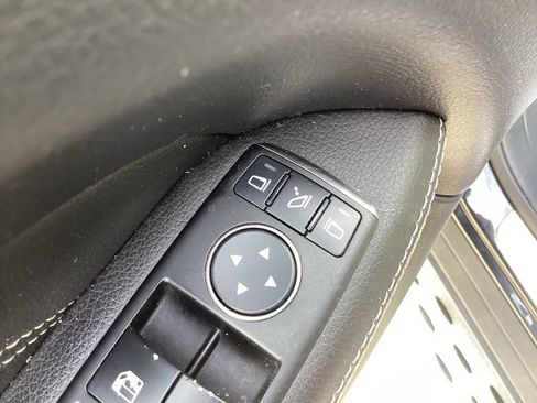 Used 2014 Mercedes-Benz ML 350 4MATIC image 48