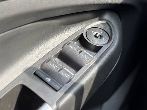 Used 2019 Ford Escape SE AWD/4WD image 14