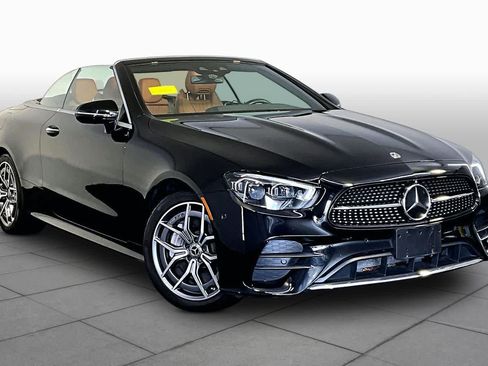 Used 2023 Mercedes-Benz E 450 4MATIC Cabriolet image 3