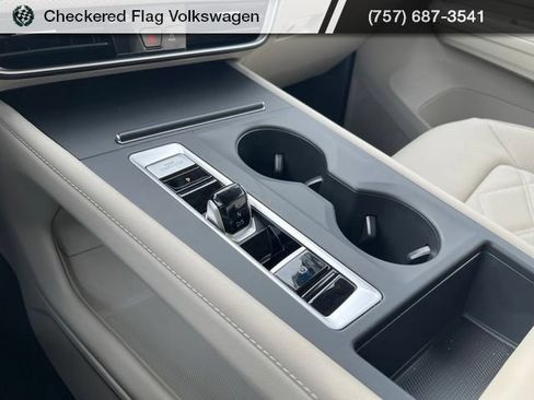 Used 2026 Volkswagen Atlas SE AWD/4WD image 44