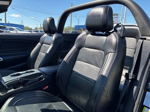 Used 2019 Ford Mustang GT Premium w/ GT Performance Package RWD image 11