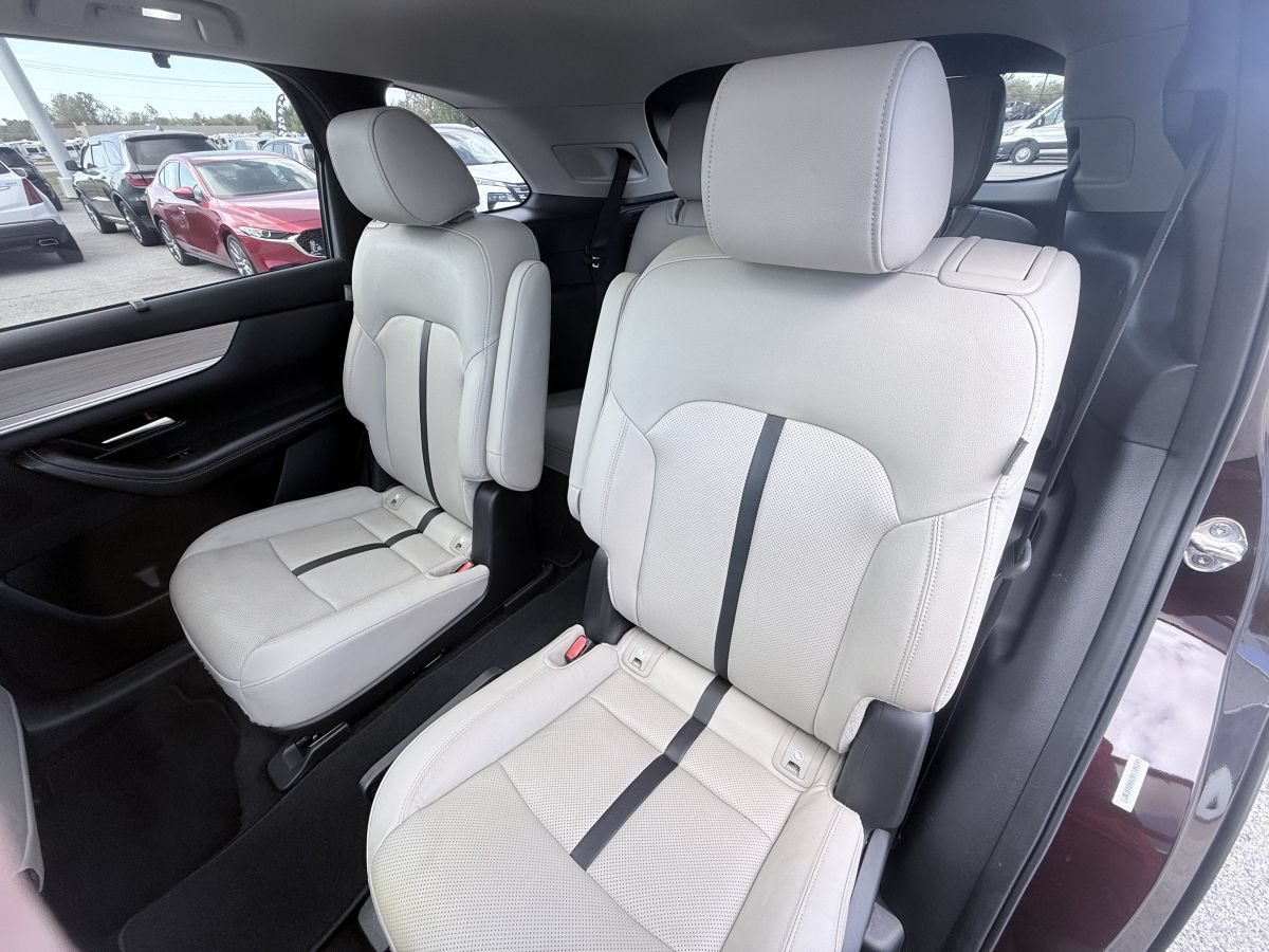 Used 2024 MAZDA CX-90 Plug-In Hybrid w/ Premium Pkg AWD/4WD image 15
