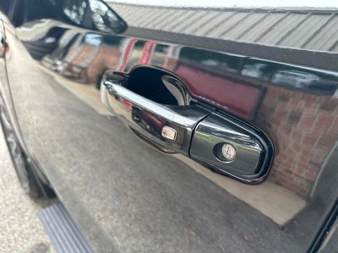 Used 2022 Chevrolet Silverado 1500 RST w/ Convenience Package II image 12