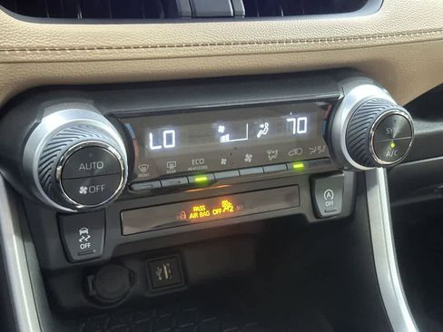 Used 2025 Toyota RAV4 XLE w/ Convenience Package image 20