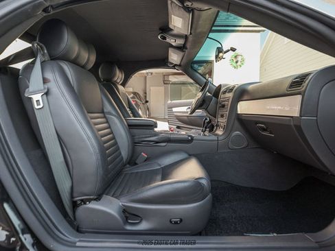 Used 2002 Ford Thunderbird Deluxe image 50