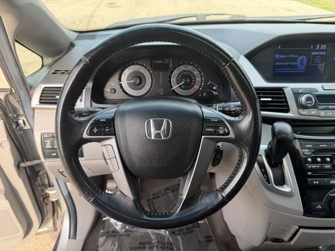 Used 2012 Honda Odyssey EX-L image 18