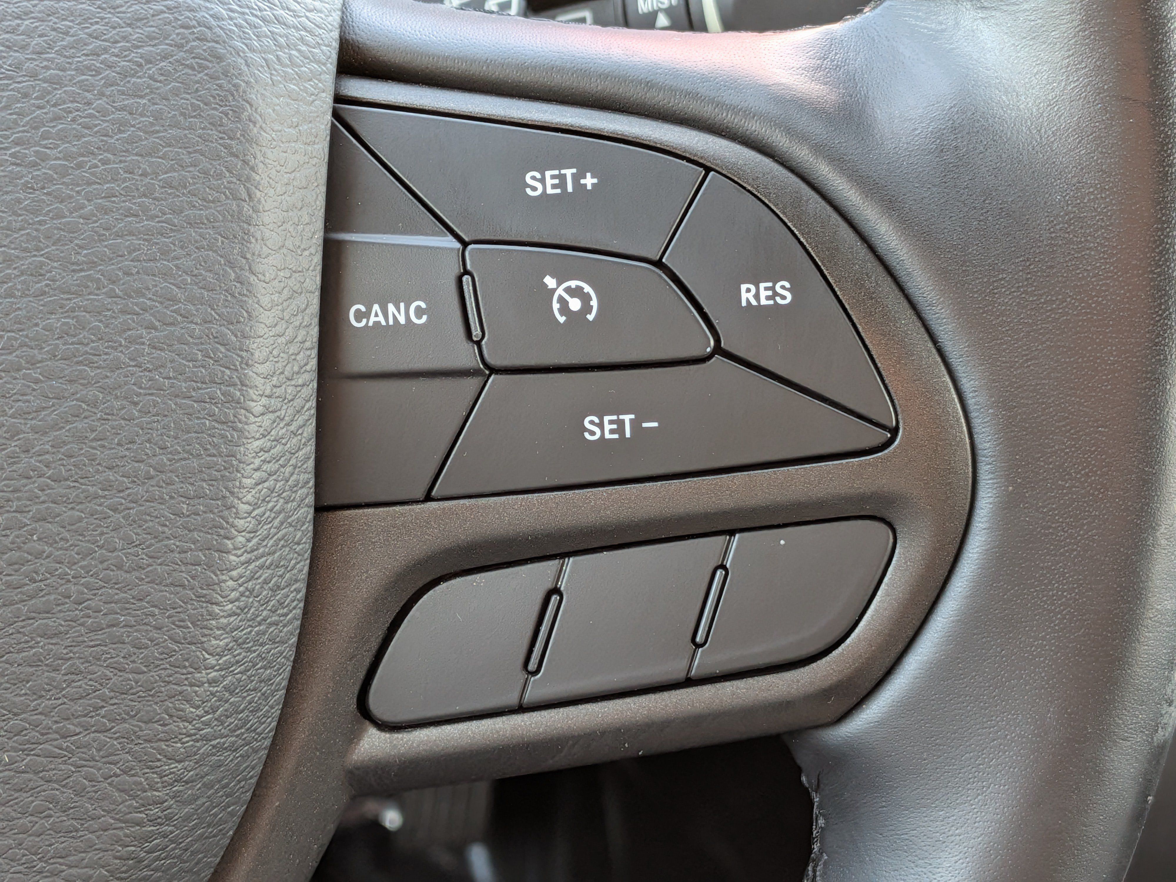 Used 2021 Jeep Cherokee Trailhawk w/ Sun, Sound & Nav Group AWD/4WD image 28