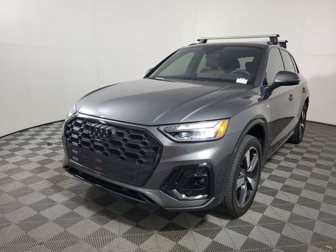 Used 2024 Audi Q5 2.0T Premium Plus w/ Premium Plus Package AWD/4WD image 3