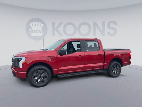 Used 2023 Ford F150 Lightning XLT w/ Equipment Group 312A High AWD/4WD image 7