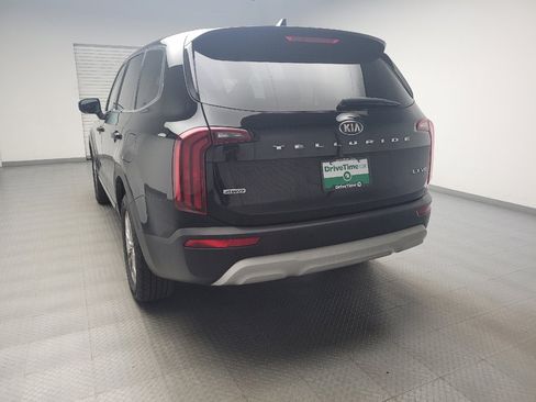Used 2020 Kia Telluride LX AWD/4WD image 6