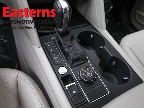 Used 2019 Volkswagen Atlas SE w/ Towing Package image 13