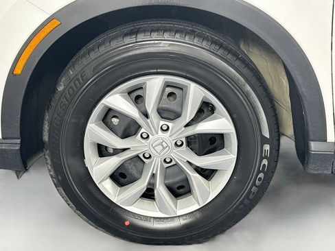 Certified 2026 Honda CR-V LX image 28