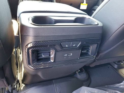 New 2026 GMC Sierra 2500 AT4 w/ Technology Package AWD/4WD image 18