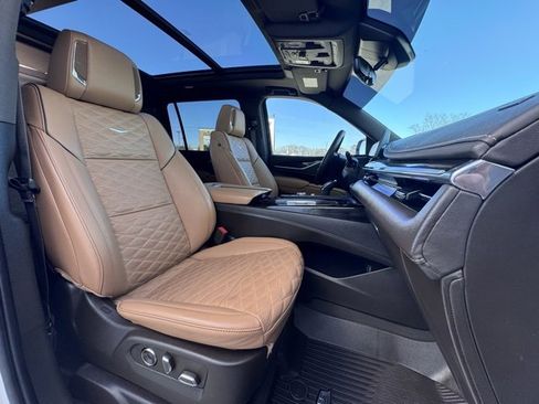 Used 2023 Cadillac Escalade ESV Sport w/ LPO, Floor Liner Package image 13