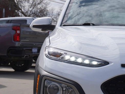 Used 2021 Hyundai Kona SEL image 9