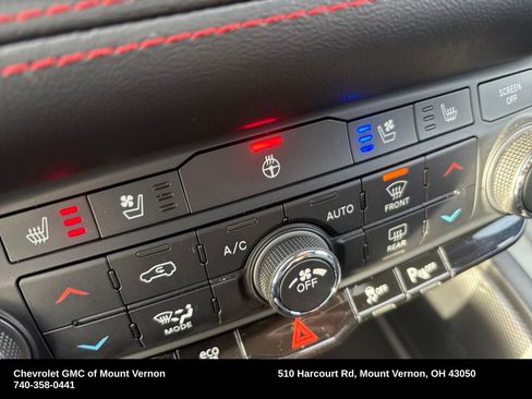 Used 2024 Dodge Durango GT image 35