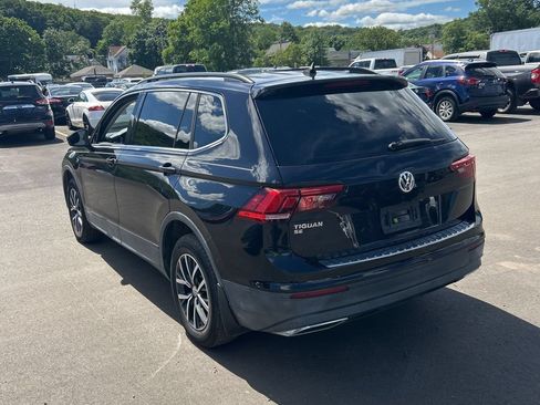 Used 2019 Volkswagen Tiguan SE w/ Panoramic Sunroof Package FWD image 6