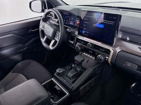 Used 2024 Toyota Tacoma TRD Off-Road image 15