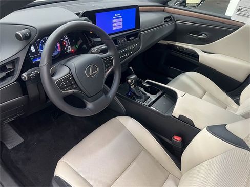 Certified 2023 Lexus ES 350 w/ Premium Package image 16