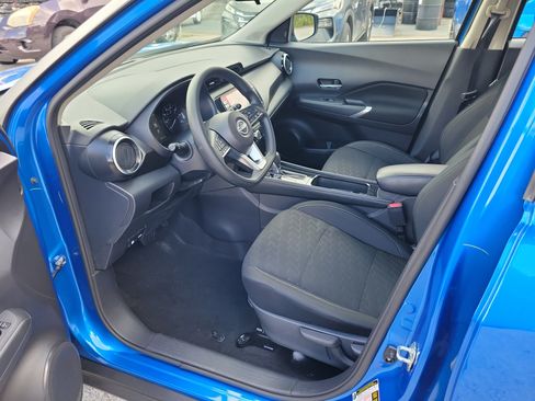 Certified 2024 Nissan Kicks SV FWD image 12
