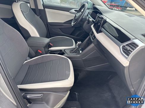 Used 2025 Volkswagen Taos SE image 56