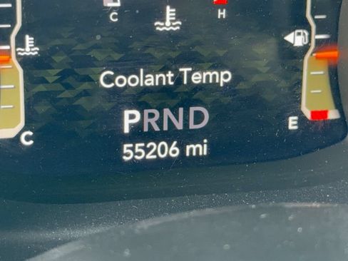 Used 2019 Jeep Wrangler Unlimited Sahara AWD/4WD image 24