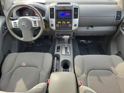 Used 2019 Nissan Frontier SV w/ Value Truck Package AWD/4WD image 12