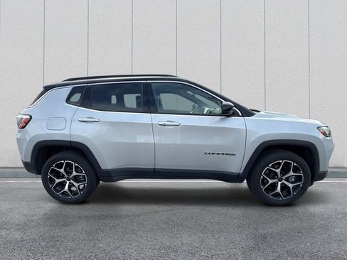 New 2026 Jeep Compass Limited AWD/4WD image 8
