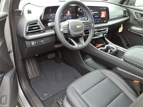 New 2026 Chevrolet Traverse LT w/ Driver Confidence Package image 10