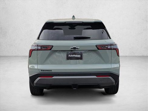 New 2026 Chevrolet Equinox LT w/ Safety and Technology Package image 8