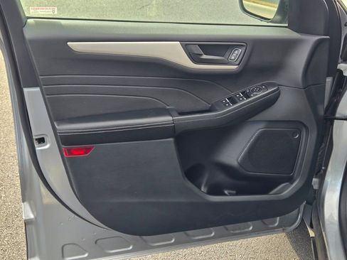 Used 2022 Ford Escape SE w/ Convenience Package image 20