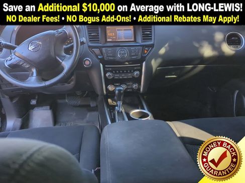 Used 2015 Nissan Pathfinder SV image 17
