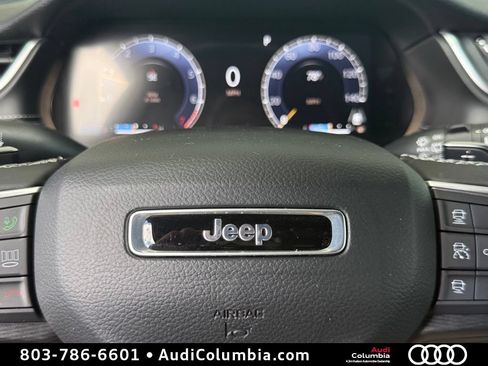 Used 2025 Jeep Grand Cherokee L Laredo RWD image 26