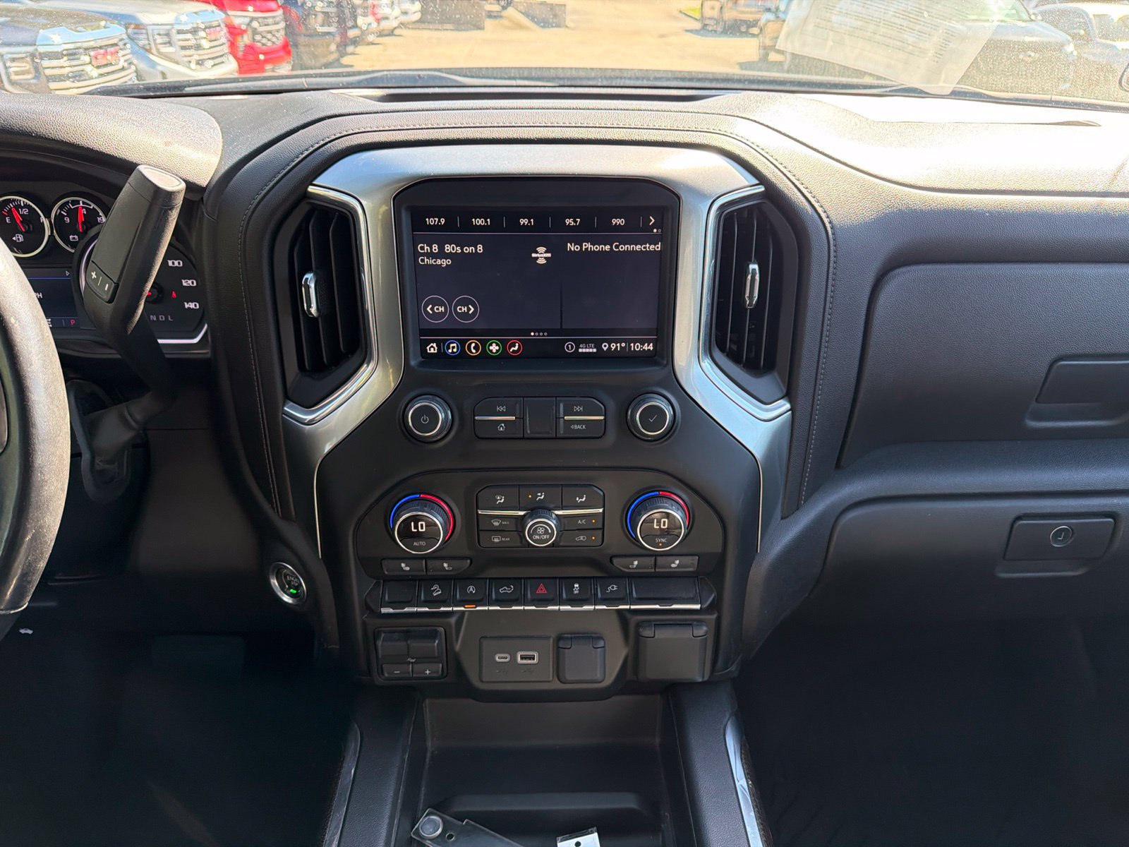 Used 2020 Chevrolet Silverado 1500 LT Trail Boss AWD/4WD image 10