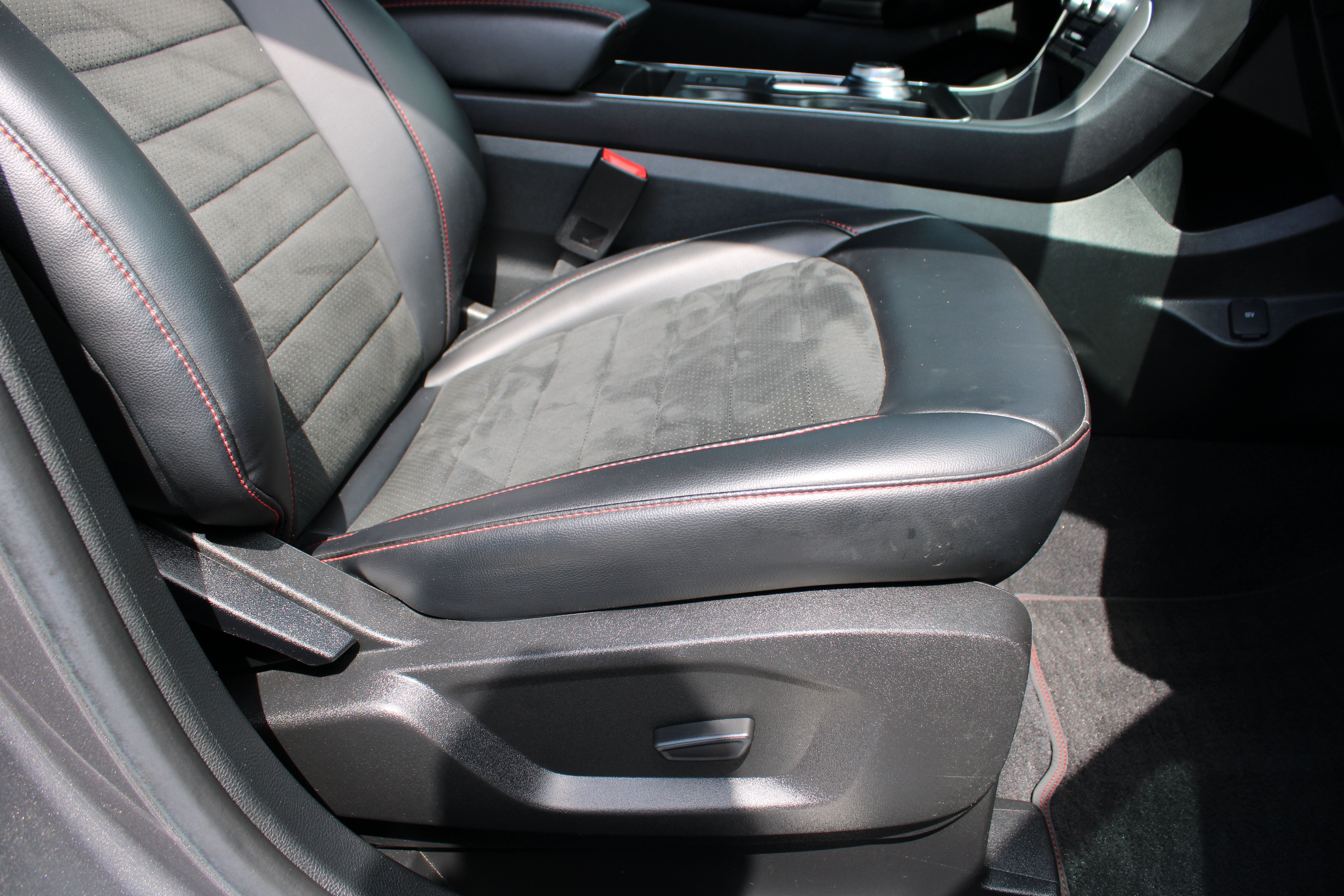Used 2023 Ford Edge ST-Line AWD/4WD image 17
