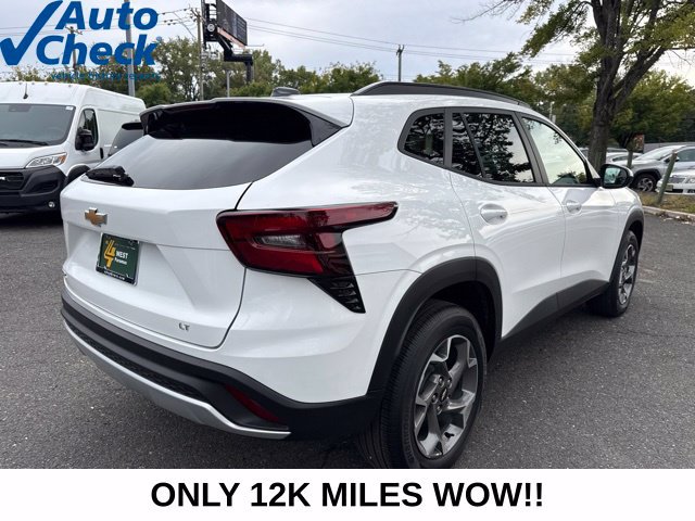 Used 2026 Chevrolet Trax LT FWD image 15