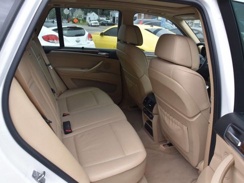 Used 2013 BMW X5 xDrive35i image 14