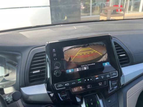 Used 2018 Honda Odyssey EX-L image 9