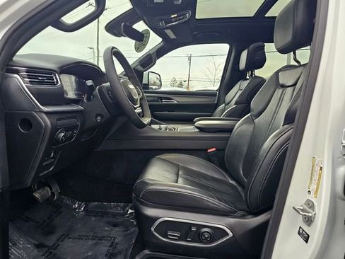 Used 2022 Jeep Wagoneer Series I image 18