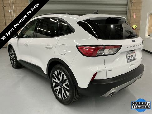 Used 2020 Ford Escape SE Sport image 10