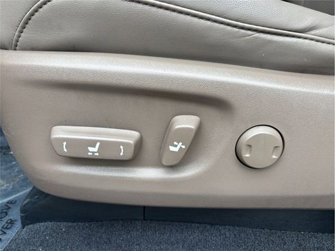 Used 2023 Lexus GX 460 Premium image 21