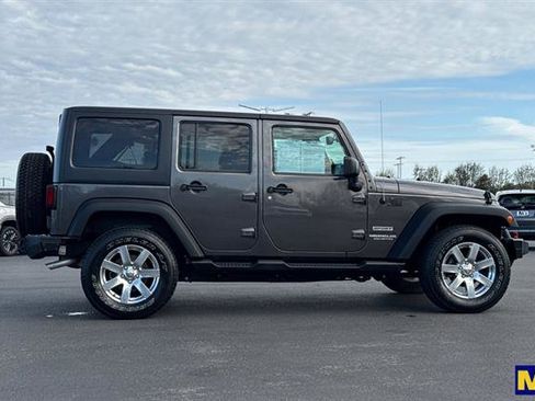 Used 2016 Jeep Wrangler Unlimited Sport w/ Quick Order Package 24S image 3