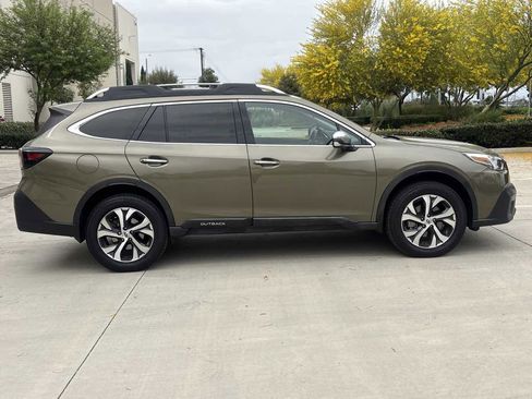 Used 2020 Subaru Outback Touring XT image 2