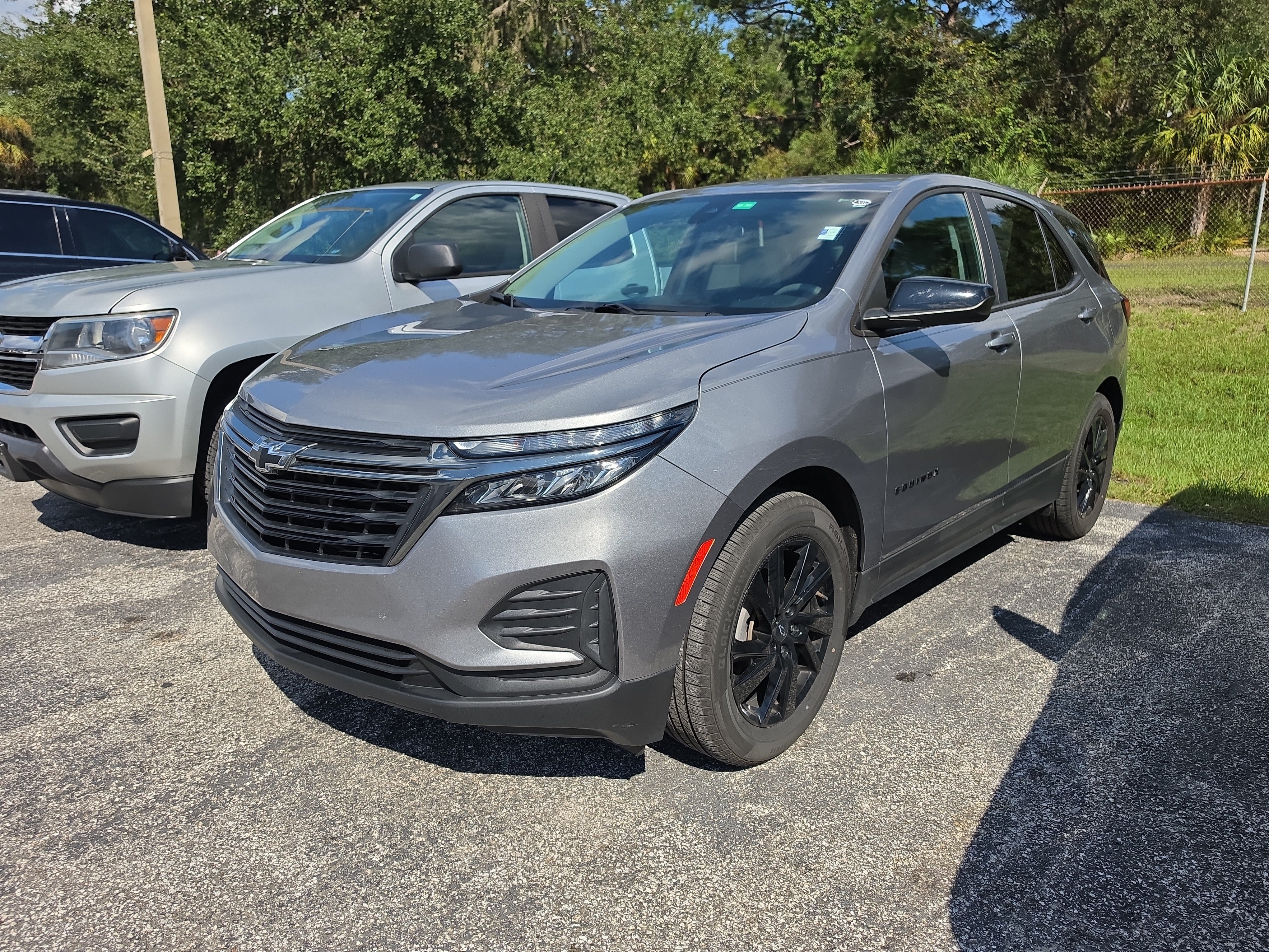 Used 2023 Chevrolet Equinox LS w/ LS Convenience Package FWD image 7