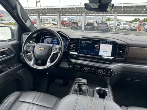 Certified 2024 Chevrolet Silverado 1500 High Country w/ High Country Premium Package AWD/4WD image 17