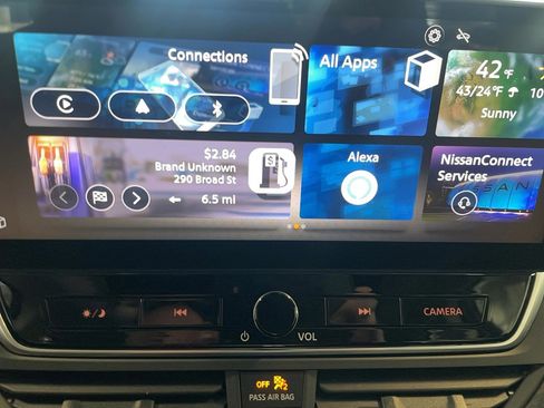 Used 2025 Nissan Altima 2.5 SL AWD/4WD image 17