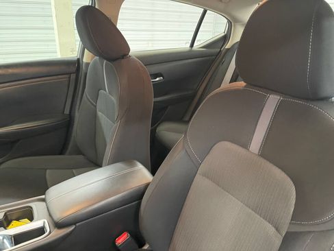Used 2023 Nissan Sentra SV FWD image 7